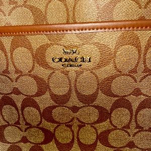 Coach crossbody purse